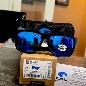 Costa Mens SPEARO XL NWT